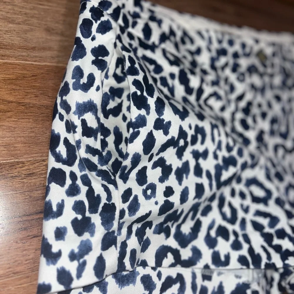 NWOT- J.Crew Stretch Chino Shorts- Size 2 - Picture 5 of 11
